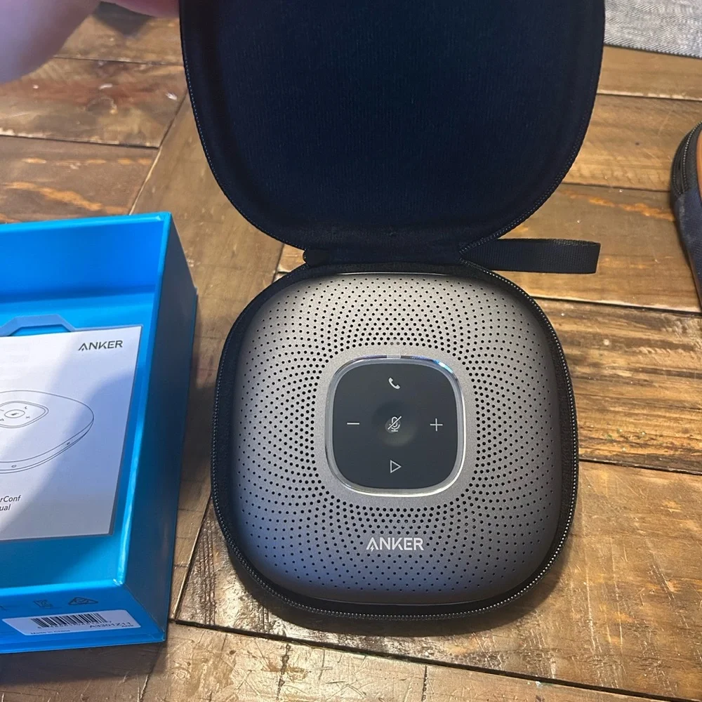Anker Bluetooth Portable conference phone - New!